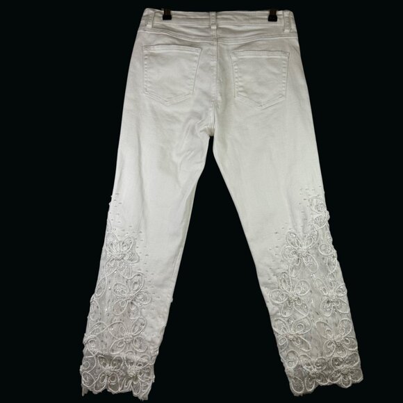 White Juliette Cropped Jeans Sz 6 Embroidered Floral Lace Overlay Sequins Chic - Picture 2 of 14